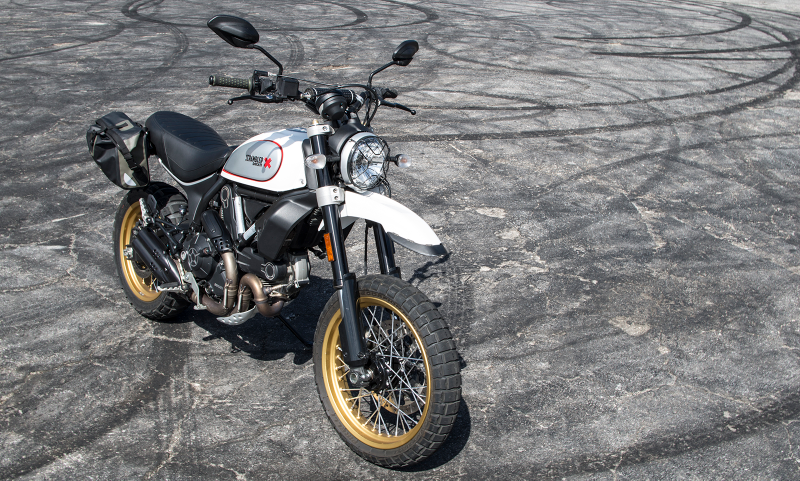 Illustration for article titled The Ducati Scrambler Desert Sled Is Fun To Ride But It's Best At Looking Cool